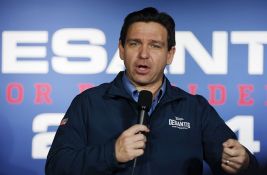 Ron Desantis se povukao iz republikanske trke za predsednika SAD i podržao Trampa