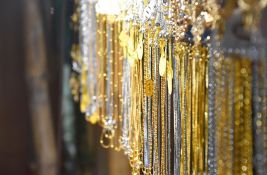 Zaplenjen nakit vredan milion evra na aerodromu u Skoplju