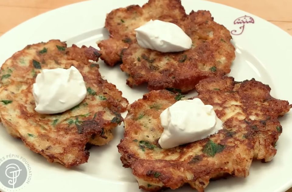 VIDEO: Recept čuvenog kuvara Žaka Pepena - kako bajati hleb pretvoriti u neodoljive 