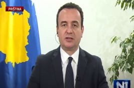 Kurti četiri dana pre izbora na Kosovu deli po 100 evra za decu i penzinere