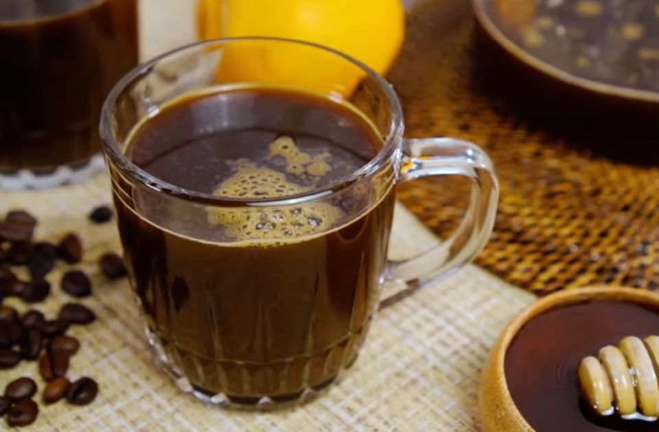 VIDEO: Aromatična kafa sa pomorandžom i medom 