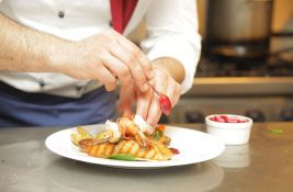 Evropljani sve manje kuvaju, jedu u restoranima: Austrijanci potroše najviše novca, Balkanci manje