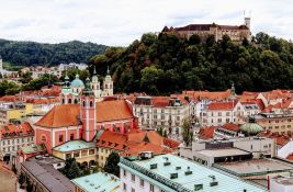 Slovenački ugostitelji od ponedeljka proveravaju kovid sertifikate