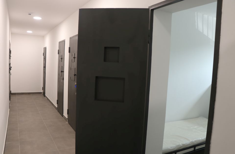 Petorici osumnjičenih za 