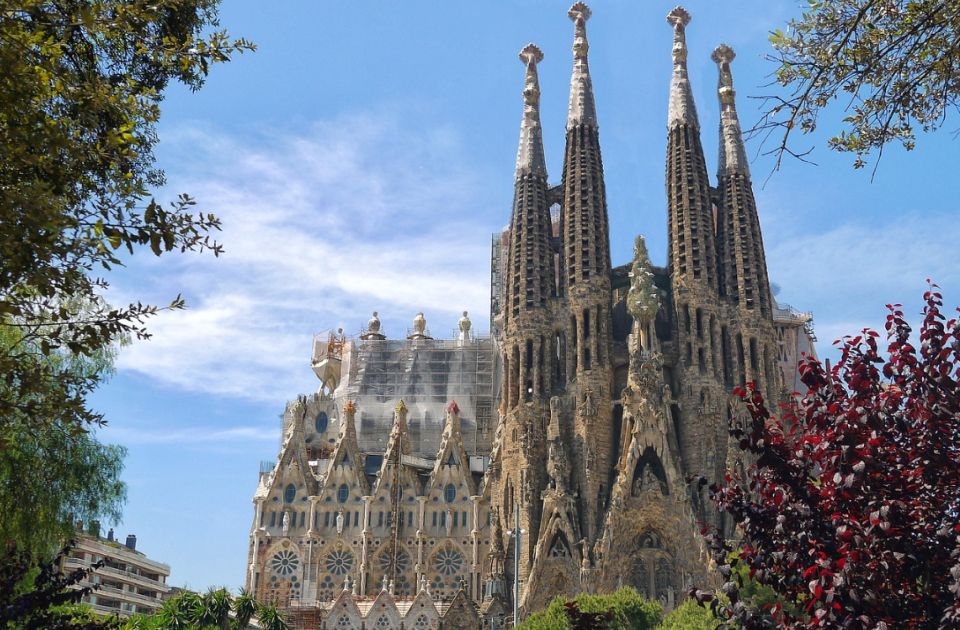 Sagrada familija spremna da podigne toranj i postane najviša crkva u Evropi