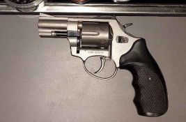 Poljak uhapšen na granici, u kamperu imao revolver