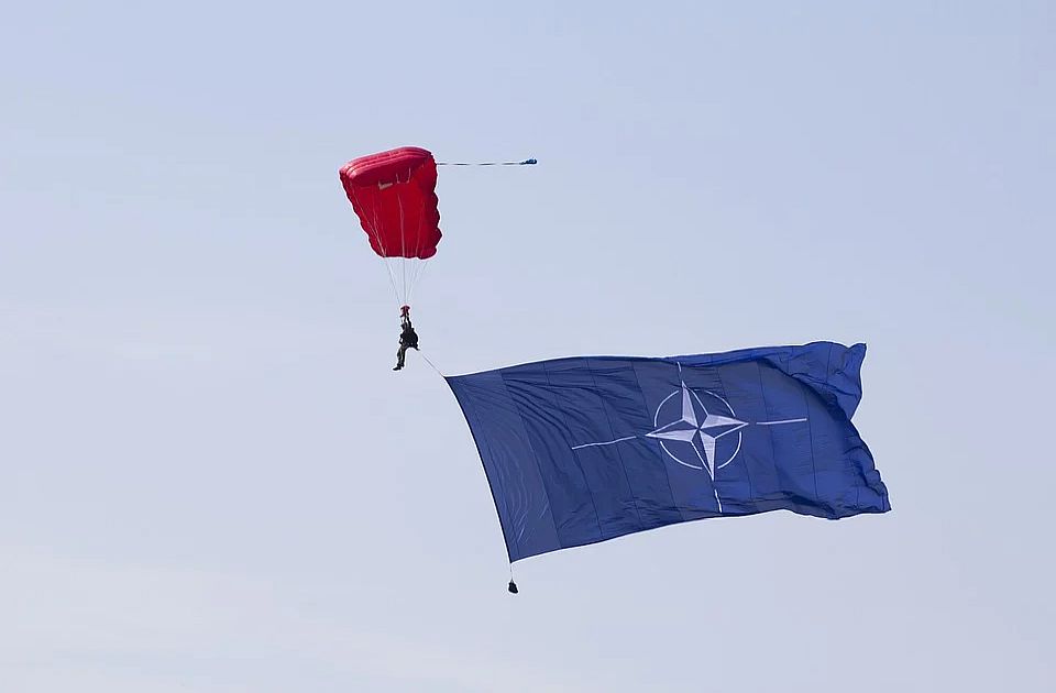NATO jača snage u Rumuniji i Slovačkoj