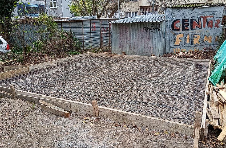 Inspekcija zaustavila radove u dvorištu zgrada kod keja