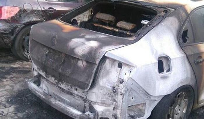 Rebić: Uhapšena osoba koja je palila automobile u Novom Sadu
