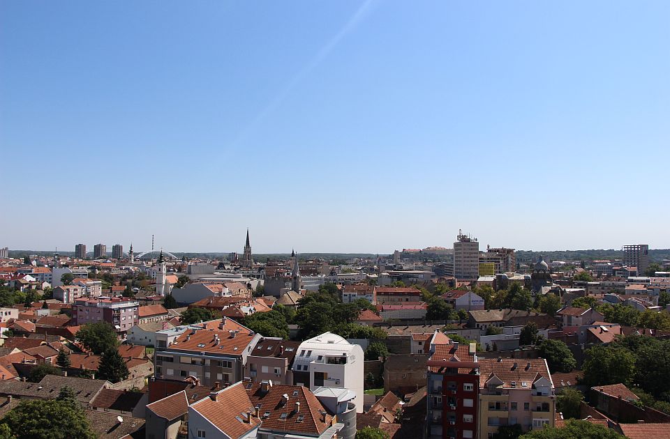 Ekološki i socijalno održiv model "krofna ekonomije" - kako stoji Novi Sad?