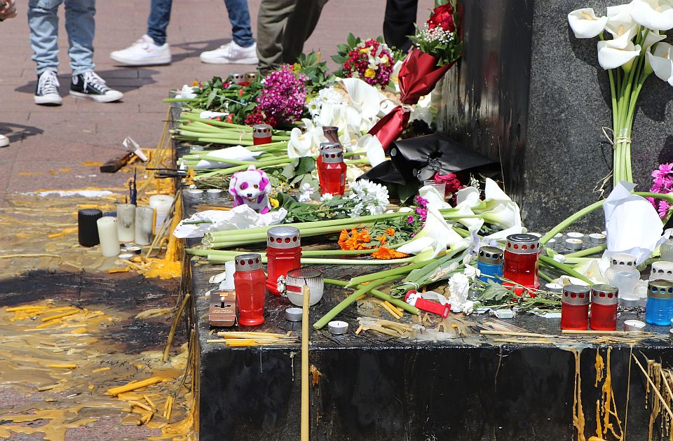 Nikodijević: Grad Beograd organizuje sahrane ubijenih u školi "Vladislav Ribnikar" 