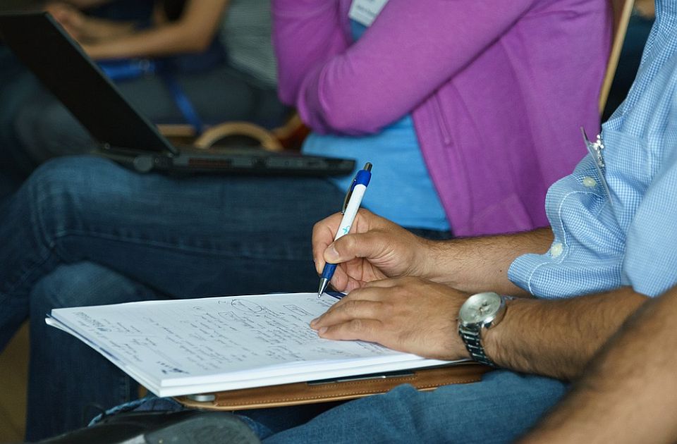 Odložen razgovor o knjizi "Partije i partijski sistemi na postjugoslovenskom prostoru"