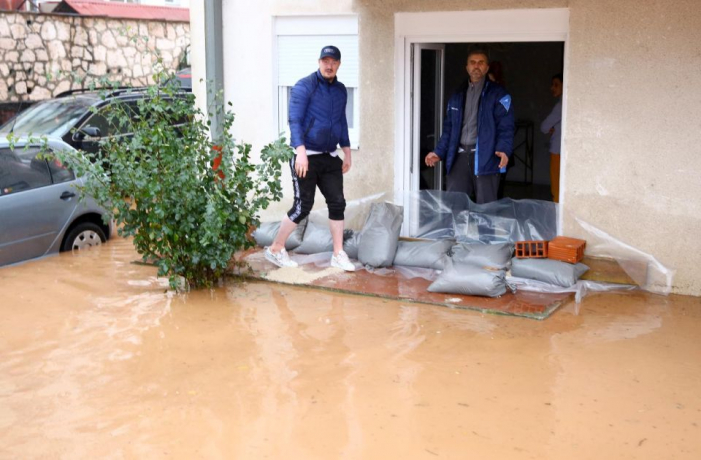 Stabilizuje se stanje na poplavljenim područjima BiH 