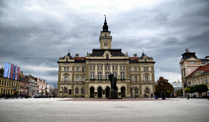 Do 27 stepeni u ponedeljak u Novom Sadu, mogući pljuskovi