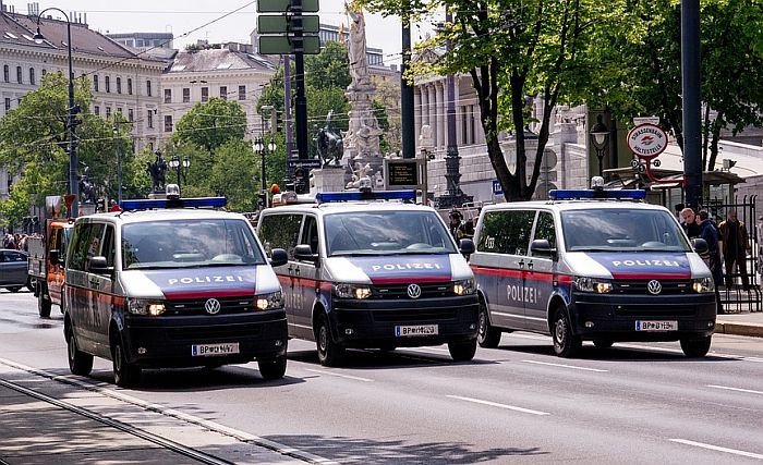 Esterajh: Državljanin Srbije osujetio teroristički napad u Beču