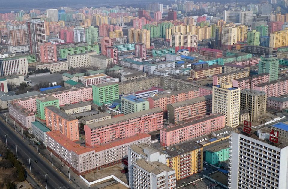 Severna Koreja mobilisala mlade da izgrade 50.000 domova