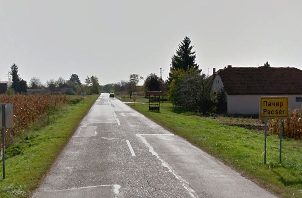 U Pačiru postavljene dvojezične table sa nazivima ulica - sa gramatičkim i pravopisnim greškama