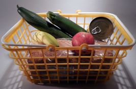 Hrana najveći trošak u Srbiji: Skoro polovina zarade ode na namirnice