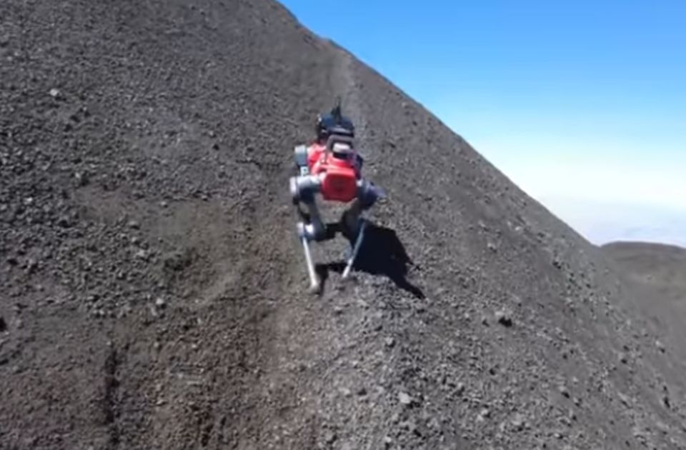 VIDEO: Roboti psi na Etni mogu da predvide erupcije vulkana