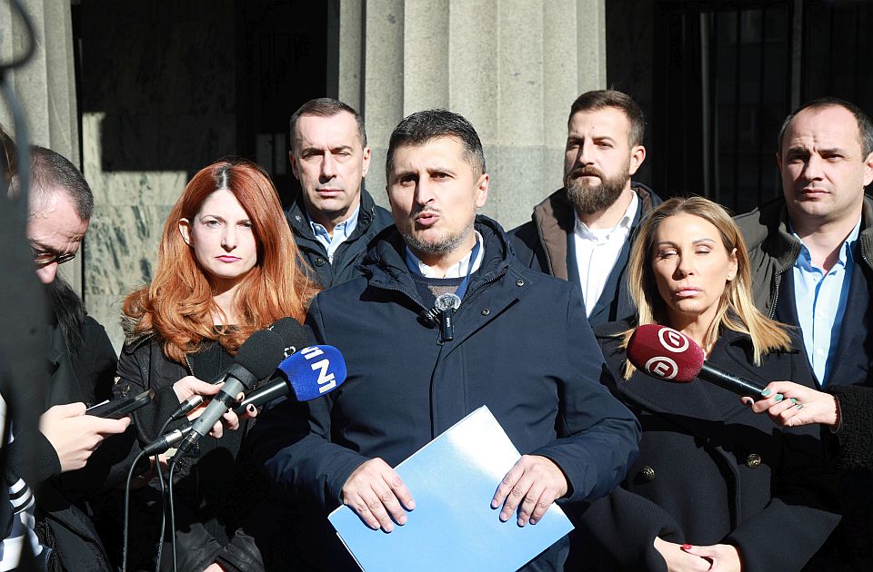 Opozicija zatražila od Ustavnog suda ocenu ustavnosti Mrdićevih zakona