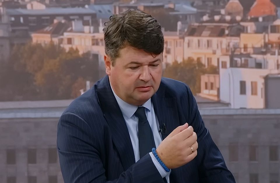 Ustavni sud: Petrov od sad sa medijima komunicira preko Službe