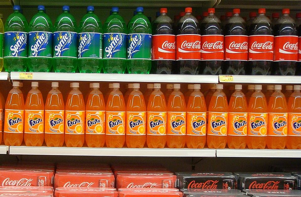 Koka-kola: Sokovi na tržištu Srbije se ne povlače, bezbedni su
