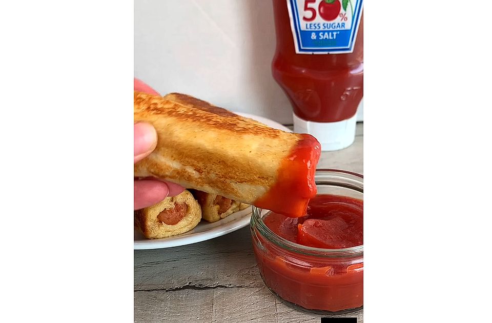 Recept dana: Tost rolnice sa sirom i medom