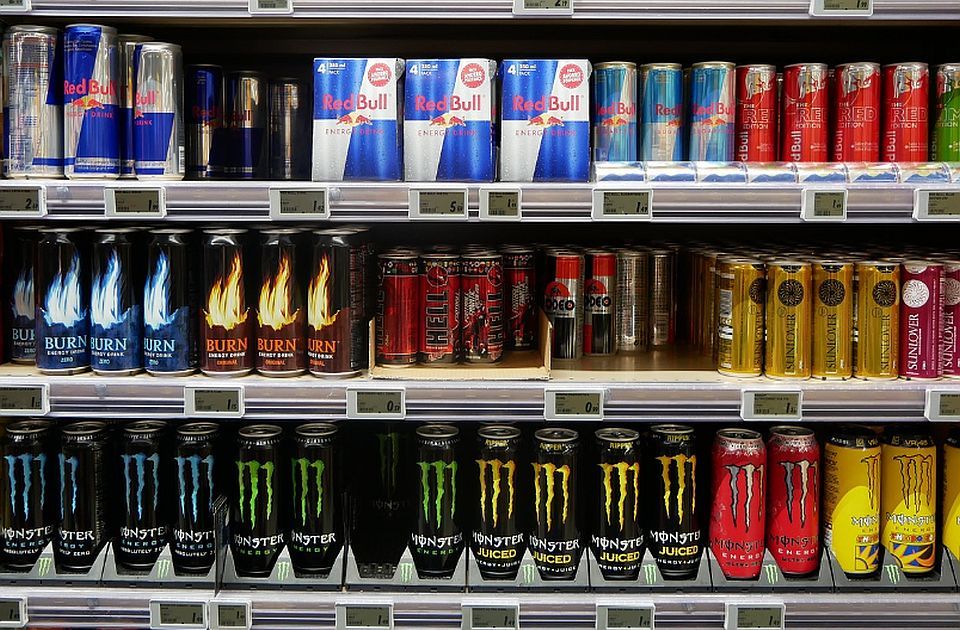 Španija zabranjuje energetska pića mlađima od 16 godina