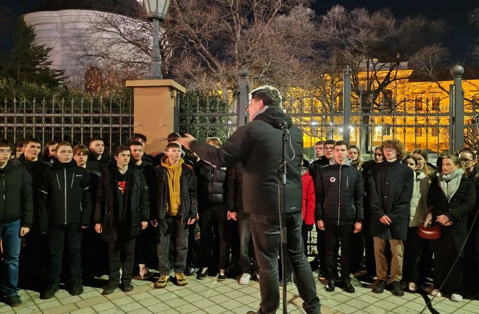 FOTO, VIDEO Svetosavska akademija ispred Jovine gimnazije