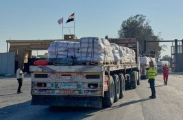 Izraelska vojska obustavlja napade u toku dana u tri oblasti Gaze, otvorene rute za pomoć Palestincima