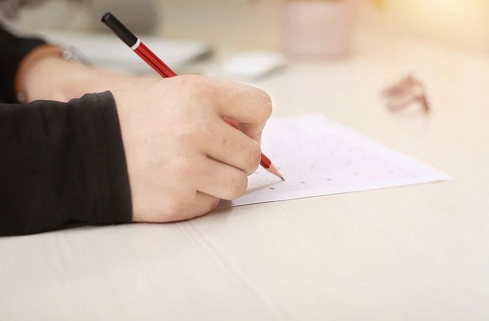 Zbirke zadataka za završni ispit osmaka u prodaji