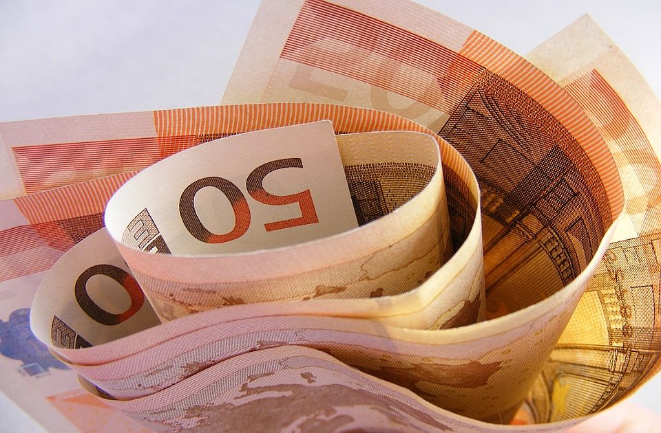 Devizne rezerve na kraju februara manje za 549 miliona evra