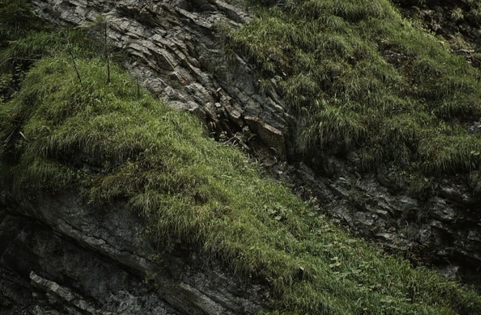 Vozač u Grčkoj pao sa 70 metara visine - i završio bez povreda