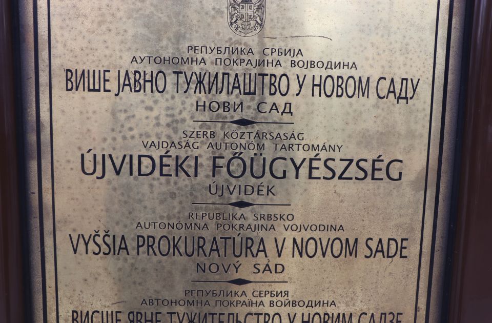 Osumnjičeni za napad kod Medicinske škole terete se za pokušaj ubistva