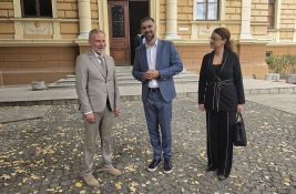 Đaci Jovine gimnazije vraćaju se u školu u ponedeljak, roditelji smatraju da je ovo deo SNS kampanje