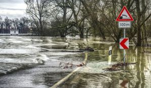 Uništena dvorišta nakon nevremena u Jošaničkoj banji