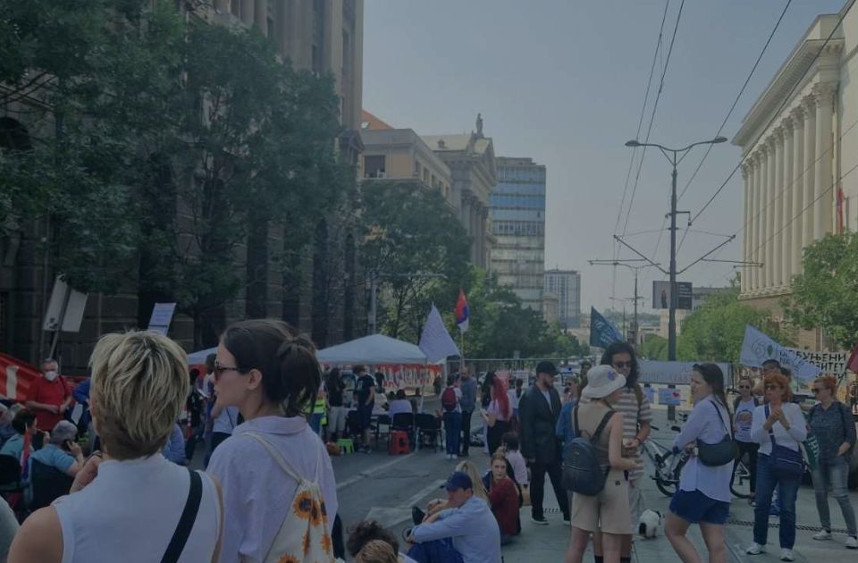 VIDEO: Protest Pobunjenog univerziteta: Ostaju ispred Vlade do ispunjenja zahteva