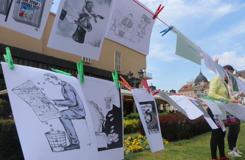 NUNS, ANEM i Lokal pres: Netransparentnim izmenama tri medijska zakona ugrožena sloboda medija NUNS, ANEM i Lokal pres: Netransparentnim izmenama tri medijska zakona ugrožena sloboda medija