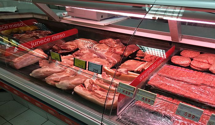 Slobodna Dalmacija: U Hrvatskoj svaka druga svinja iz uvoza, Srbija podmiruje svoje potrebe