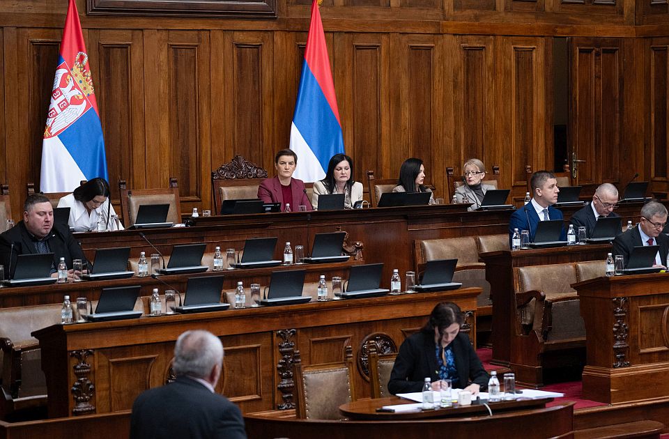 Poslanici Skupštine Srbije danas glasaju o 58 tačaka dnevnog reda