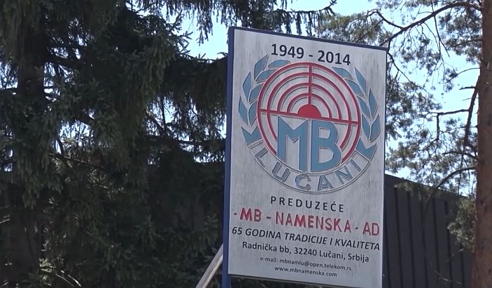 Dva radnika povređena u požaru u fabrici 