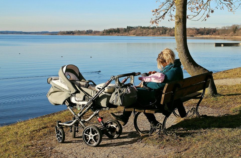 Za prvorođeno dete 300.000 dinara - koliko je mama do sada dobilo ovaj novac Za prvorođeno dete 300.000 dinara - koliko je mama do sada dobilo ovaj novac