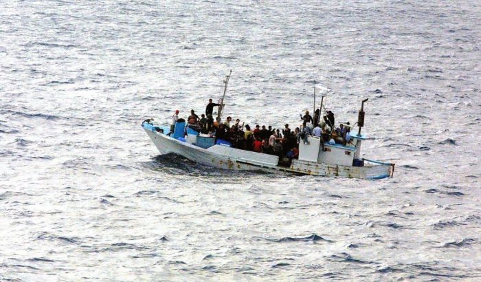Grčki agenti otkrili NVO koje su švercovale migrante iz Turske