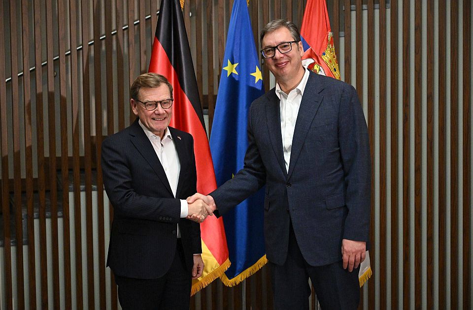 Nemački list: Srbiji se mora jasno reći da će postati deo EU, ali potreban odlučan nastup prema Vučiću