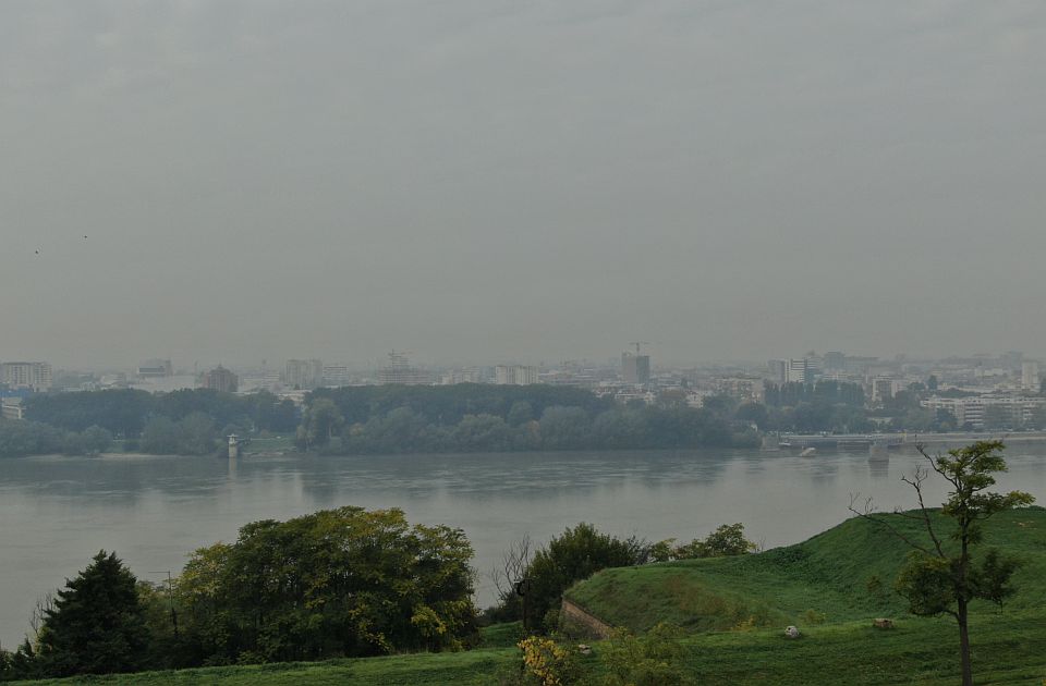 Pred Novosađanima tmurni i ledeni dani, a biće i kiše