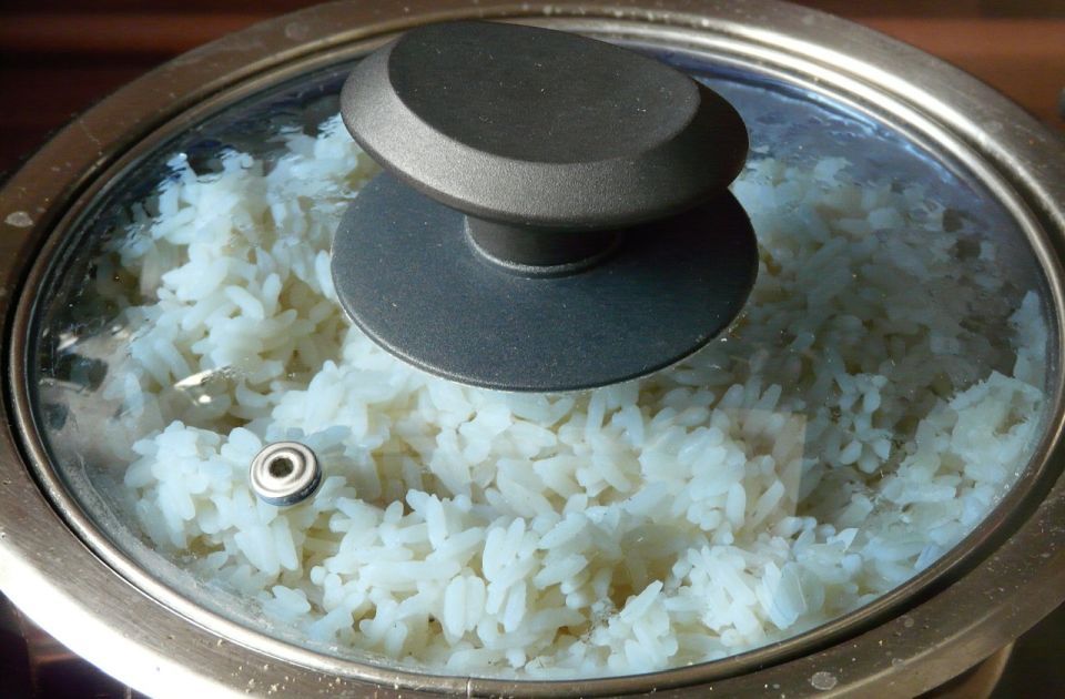 Mnogi obožavaju pirinač, ali ne znaju kako da ga pravilno skuvaju: Ovo su saveti