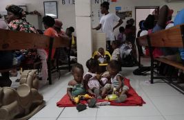 UN: Nemamo dovoljno novca da nahranimo 100.000 Haićana 