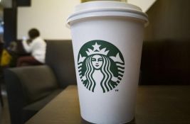 Turska voditeljka otpuštena zbog Starbaks šoljice za kafu