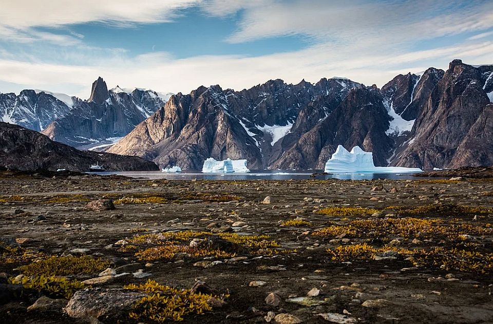 Na Grenlandu nema zime, temperature do 30 stepeni iznad proseka