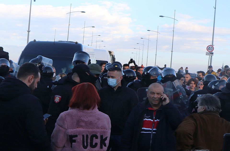 FOTO 2021: Godina u kojoj smo izgubili Đoleta, borili se sa koronom i blokirali puteve